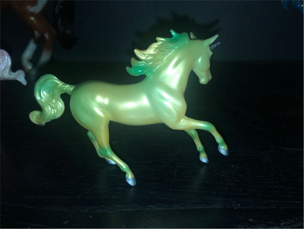 Magnolia - Breyer Animal Creations action figure collectible - Main Image 4