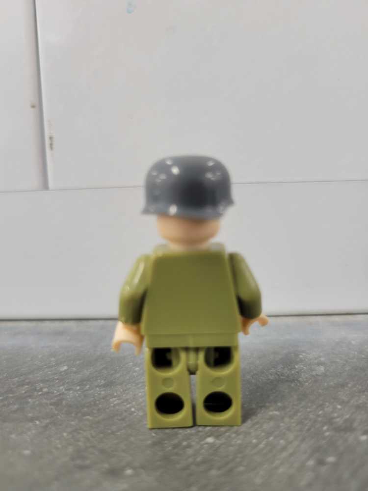 Lego Military  (Lego) action figure collectible - Main Image 3
