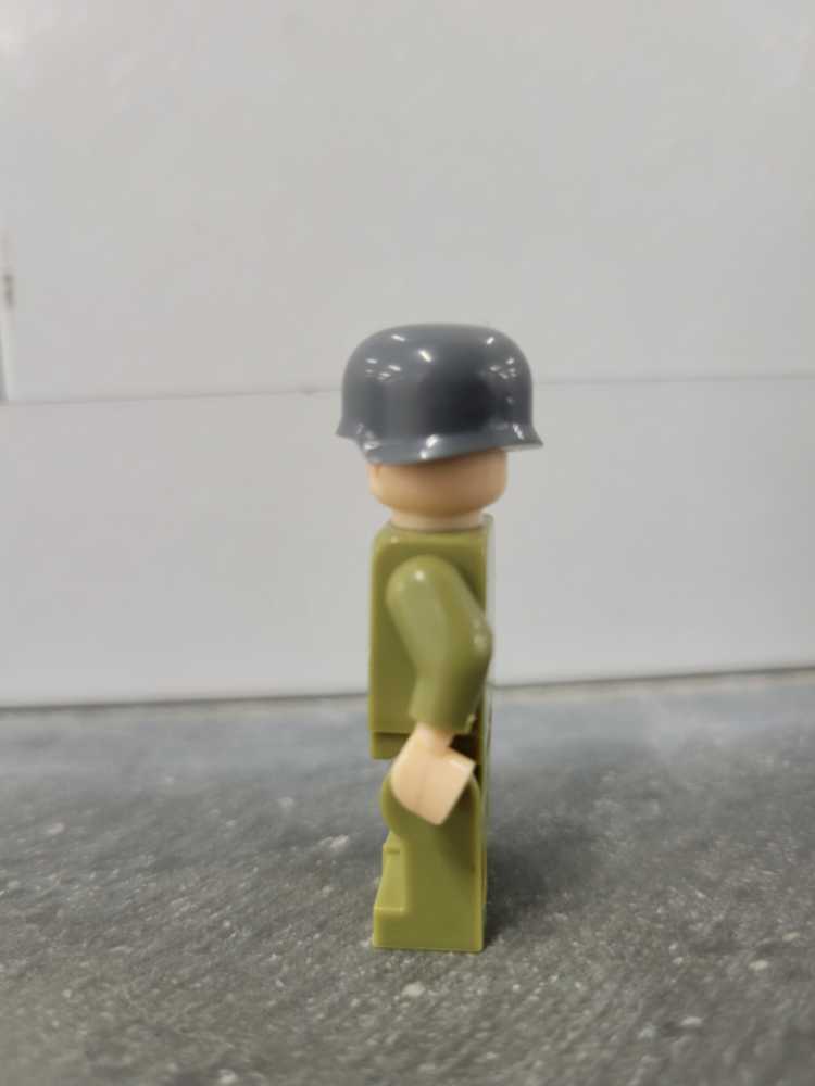 Lego Military  (Lego) action figure collectible - Main Image 4