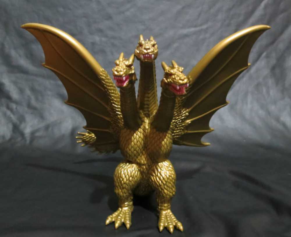 King Ghidorah - Bandai (Godzilla, Mothra and King Ghidorah: Giant Monsters All Out Attack) action figure collectible - Main Image 2