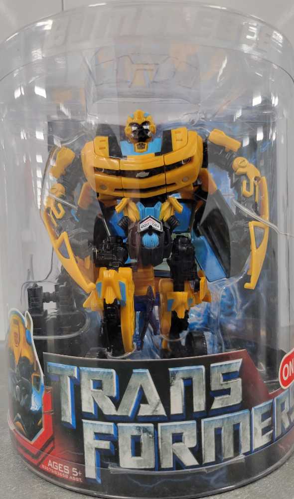 Bumblebee Allspark Target Boxed - Hasbro (Movie) action figure collectible - Main Image 2
