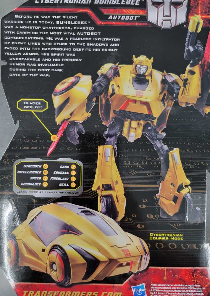 Bumblebee Cybertronian 1st Carded - Hasbro (Generations War For Cybertron) action figure collectible - Main Image 4