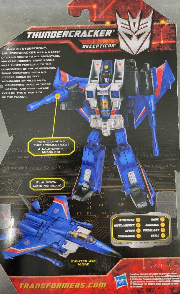 Thundercracker - Hasbro (Generations) action figure collectible - Main Image 3