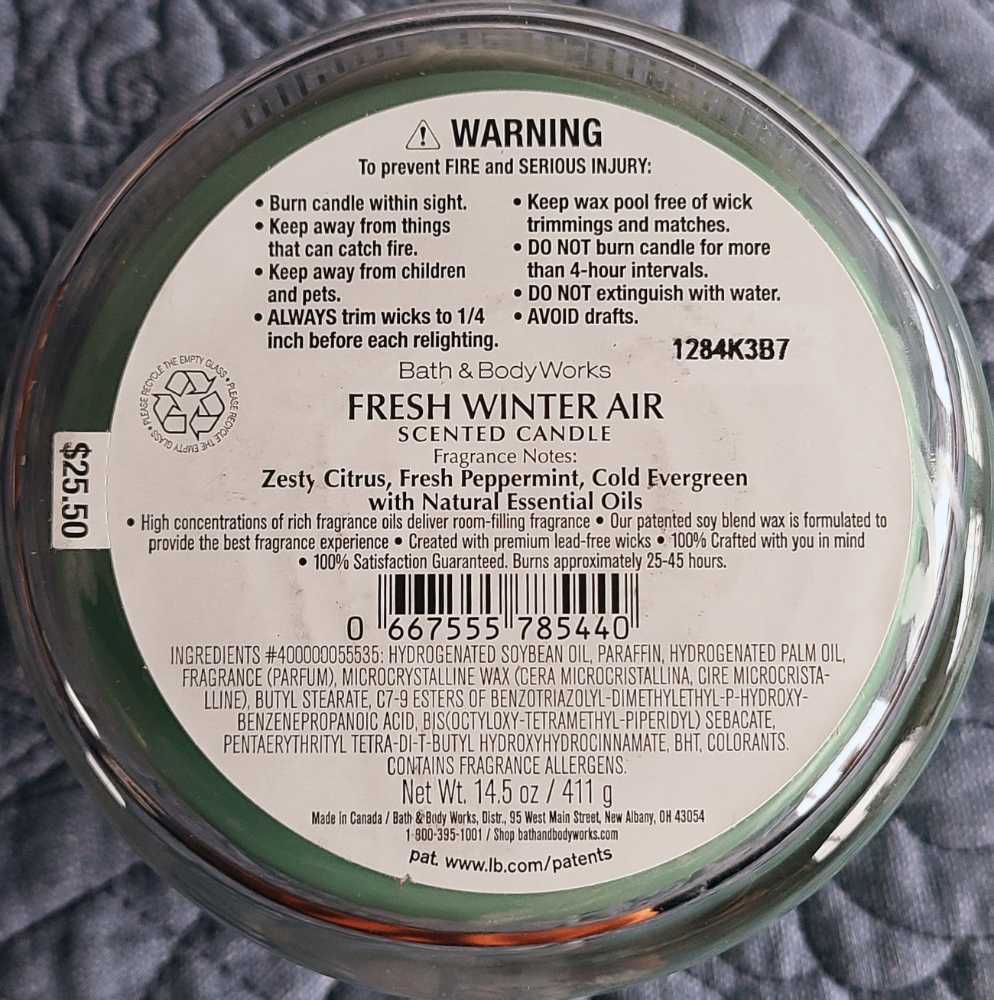 CANDLE: Christmas Bath & Bodyworks Fresh Winter Air -Give Thanks 2021 - Bath & Bodyworks Candle (Christmas Candle) action figure collectible [Barcode 667555785440] - Main Image 2