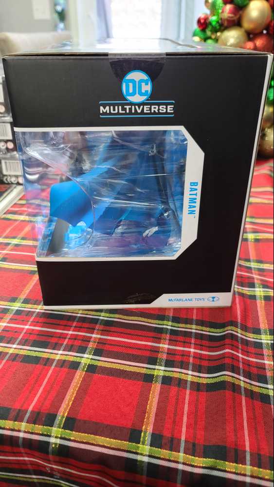 Mcfarlane Toys - DC Multiverse Collector Edition 34 - Batman (Year 2)  - Mcfalane Toys (Platinum Edition) action figure collectible - Main Image 2