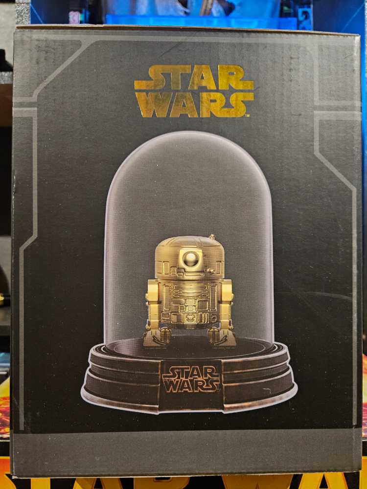 R2-D2 Collector’s Edition Hot Topic Exclusive  - Funko (Funko Pop!) action figure collectible [Barcode 889698255622] - Main Image 3