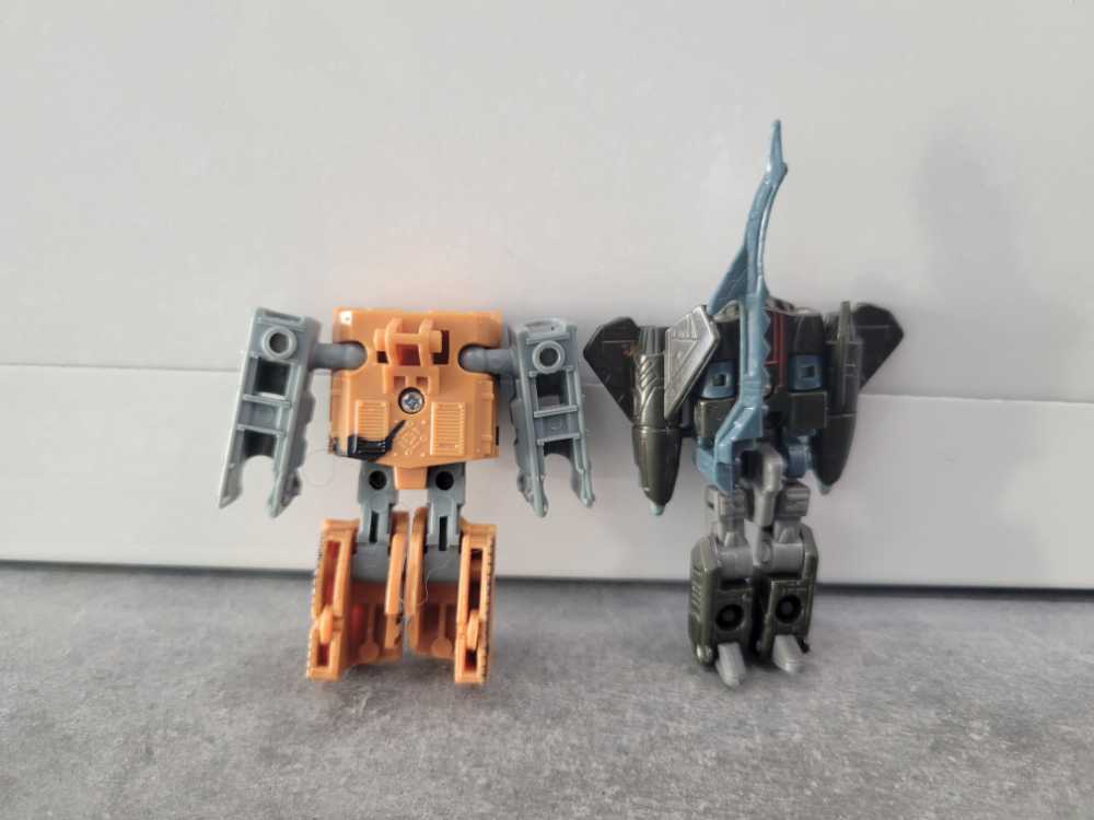 Shockwave And Tankor (Missing Parts) - Hasbro (Cybertron) action figure collectible - Main Image 4