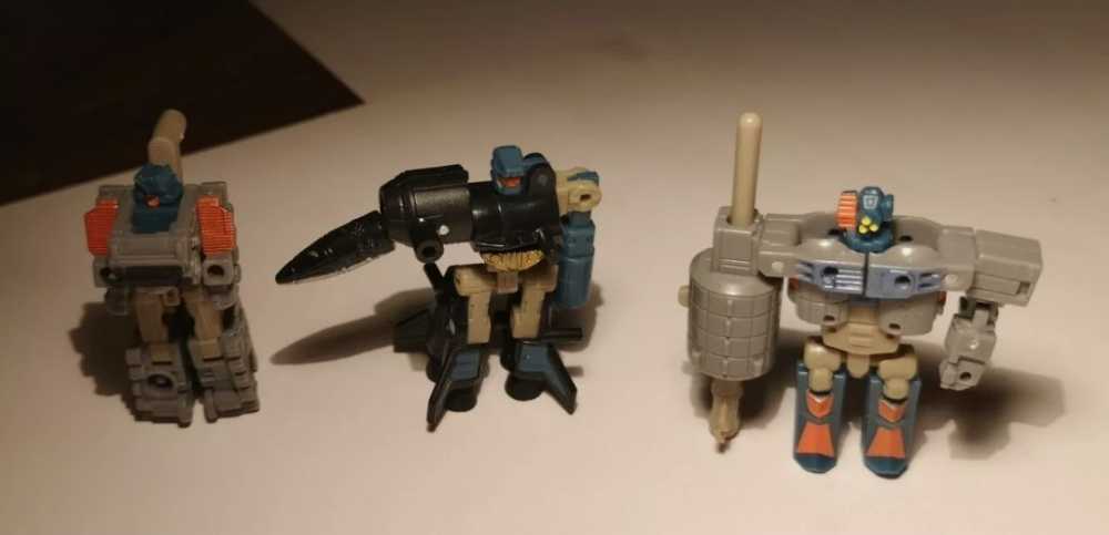 Astroscope With Payload, Sky Blast And Ultra Magnus - Hasbro (Energon) action figure collectible - Main Image 4