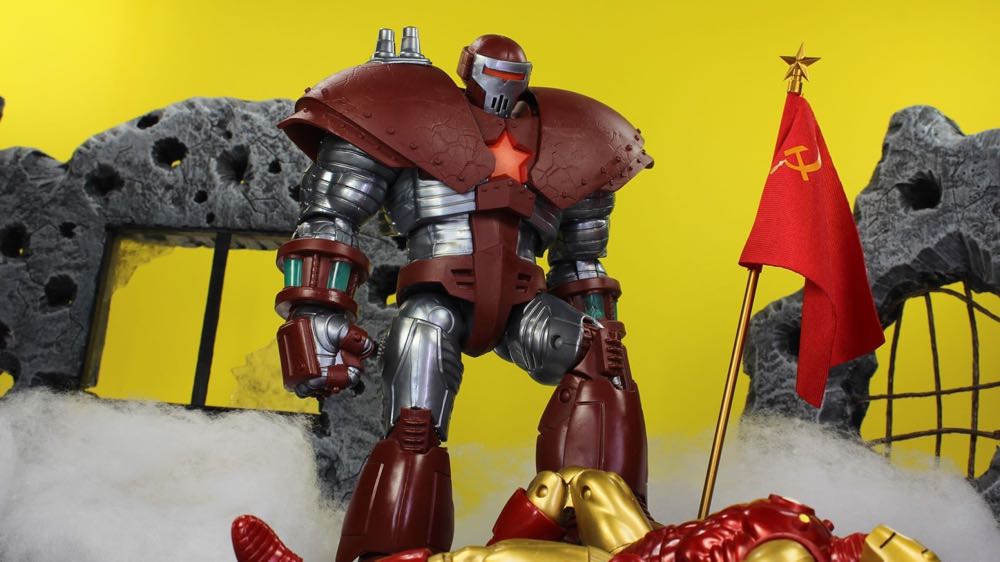 Marvel Legends Series: Crimson Dynamo (BAF) - Hasbro (ML BAF Crimson Dynamo) action figure collectible - Main Image 4