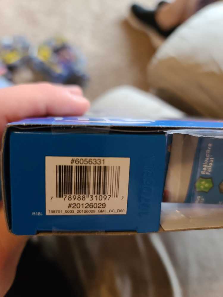 Superman Armor  action figure collectible - Main Image 2