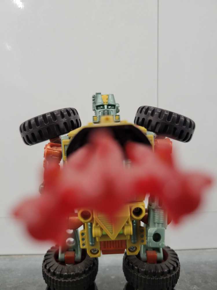 World Of Nintendo 2.5” Fire Luigi Action Figure