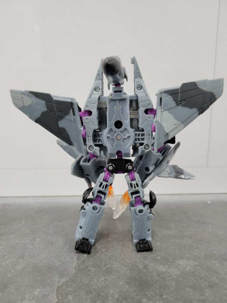 Dreadwing (Robot Mode) - Hasbro (Movie) action figure collectible - Main Image 4