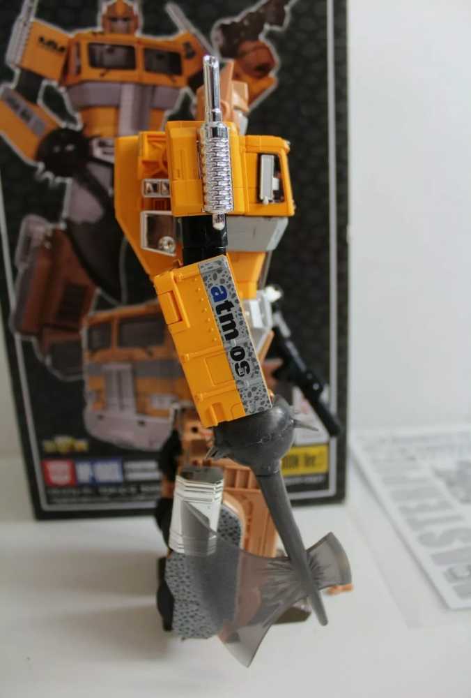 Optimus Prime Convoy (Atmos Safari) MP-10 - Takara Tomy (Masterpiece MP-10 Collection) action figure collectible - Main Image 4