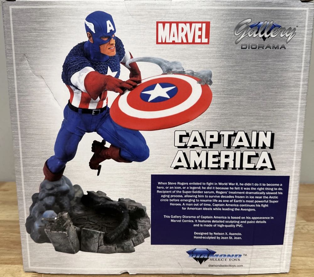 Captain America Vs Pvc - Diamond Gallery action figure collectible [Barcode 699788837405] - Main Image 4