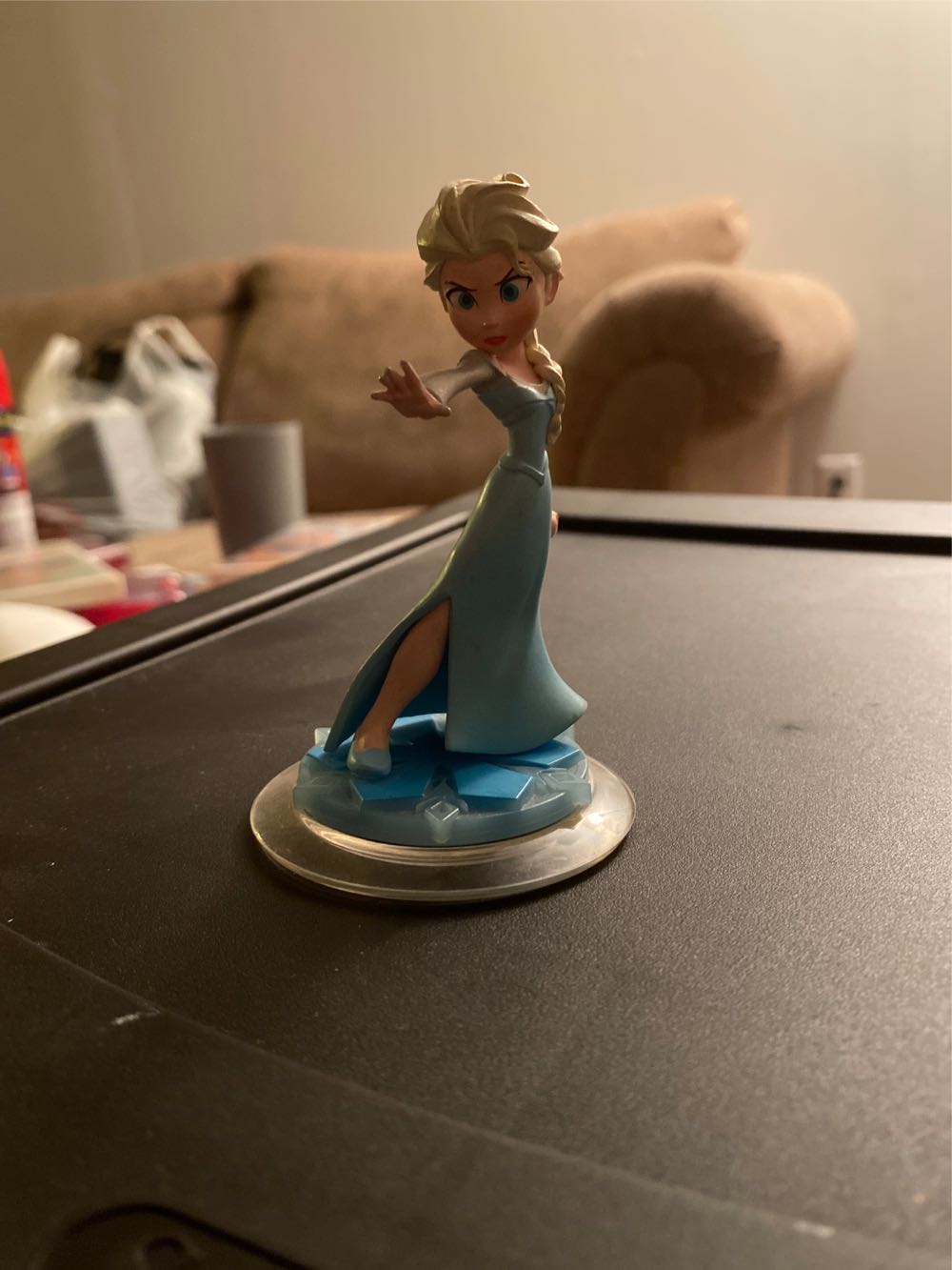 Elsa  action figure collectible - Main Image 1