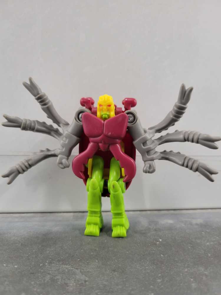 Beetle McDonald’s (Robot Mode) 2nd - Hasbro (Beast Wars) action figure collectible - Main Image 2
