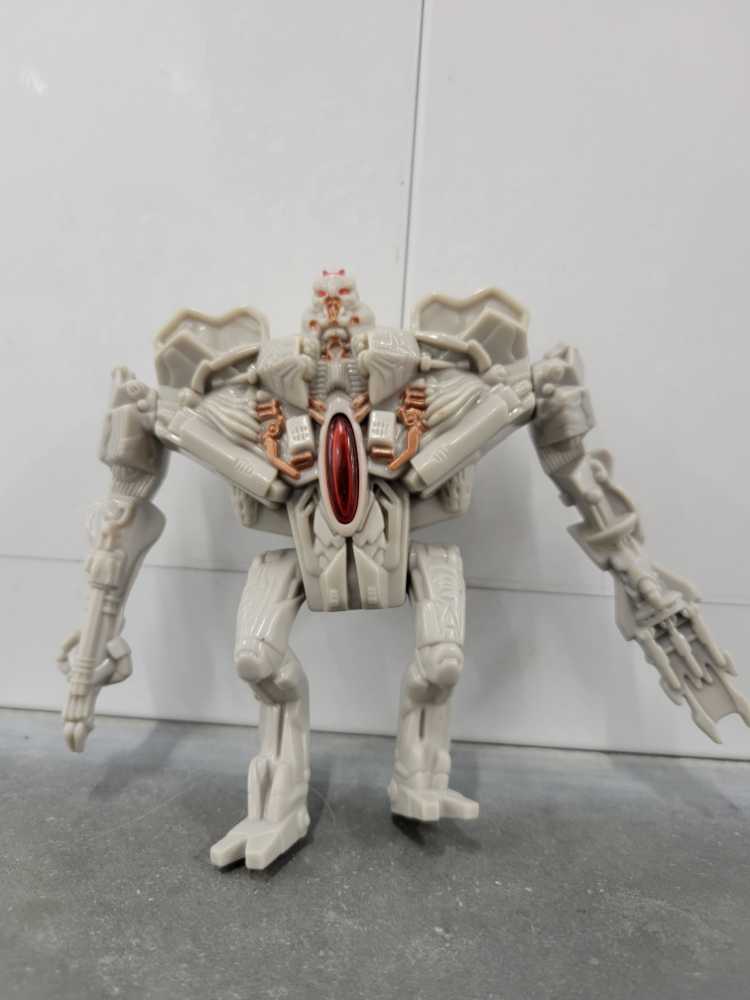 Starscream McDonald’s 1st - Hasbro (Revenge Of The Fallen) action figure collectible - Main Image 2