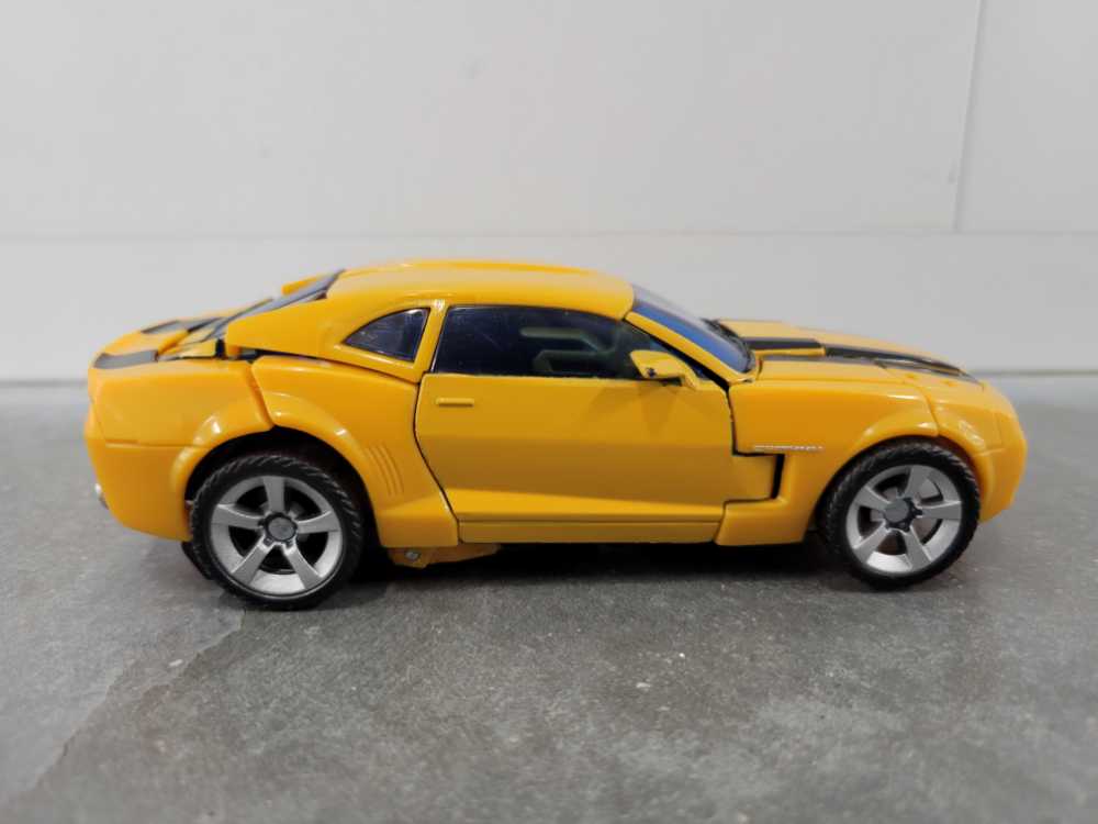Bumblebee Concept 4th Vehicle Mode No Head  - Hasbro (Movie) action figure collectible - Main Image 3