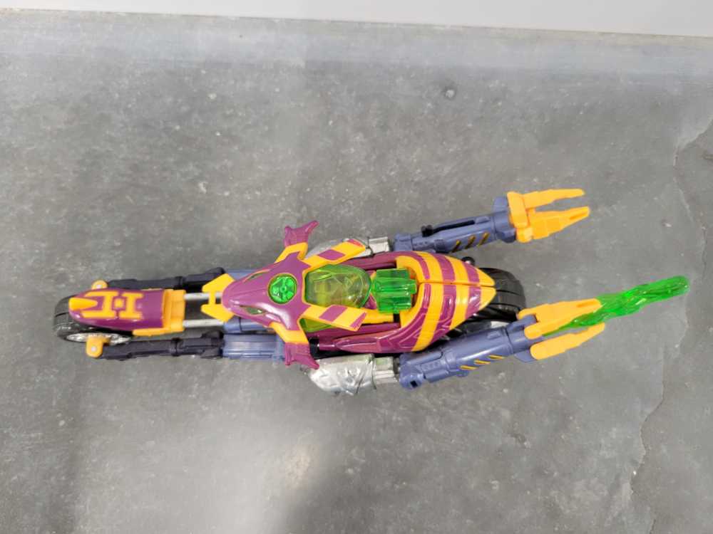 Thrust 3rd Vehicle Mode - Hasbro (Beast Machines) action figure collectible - Main Image 2