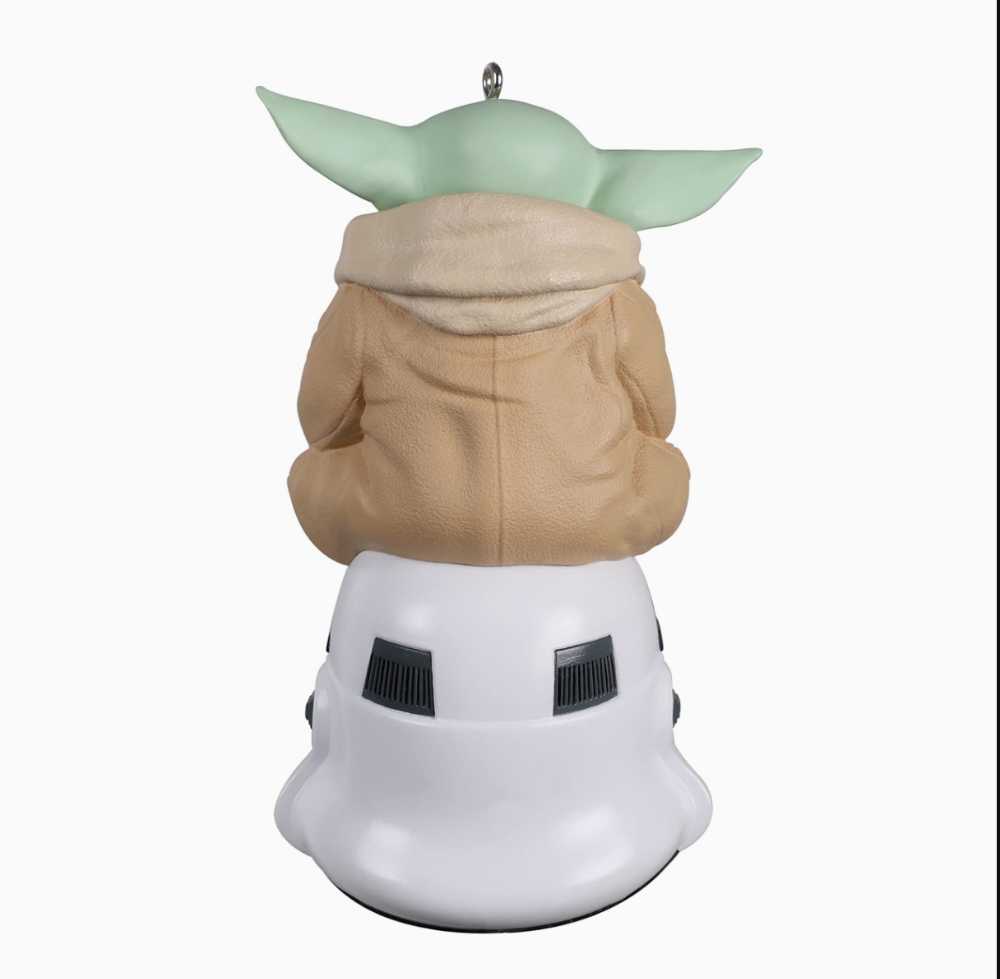 Hallmark Keepsake Christmas Ornament Star Wars: Grogu On Stormtrooper Helmet  2021 MANDO - Hallmark Keepsake Ornaments (Star Wars The Mandalorian) action figure collectible [Barcode 763795710508] - Main Image 4
