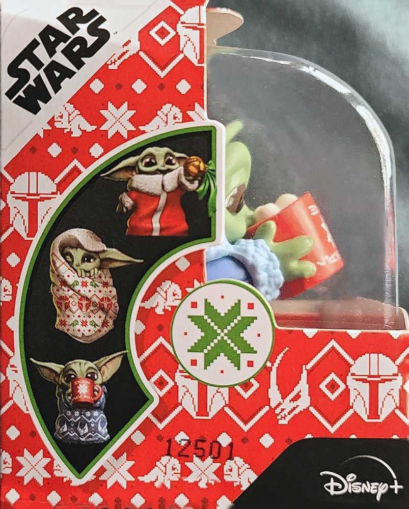 Grogu (Sipping Cocoa) The Bounty Collection: Holiday Edition - Hasbro (Star Wars The Mandalorian) action figure collectible [Barcode 5010993895229] - Main Image 3