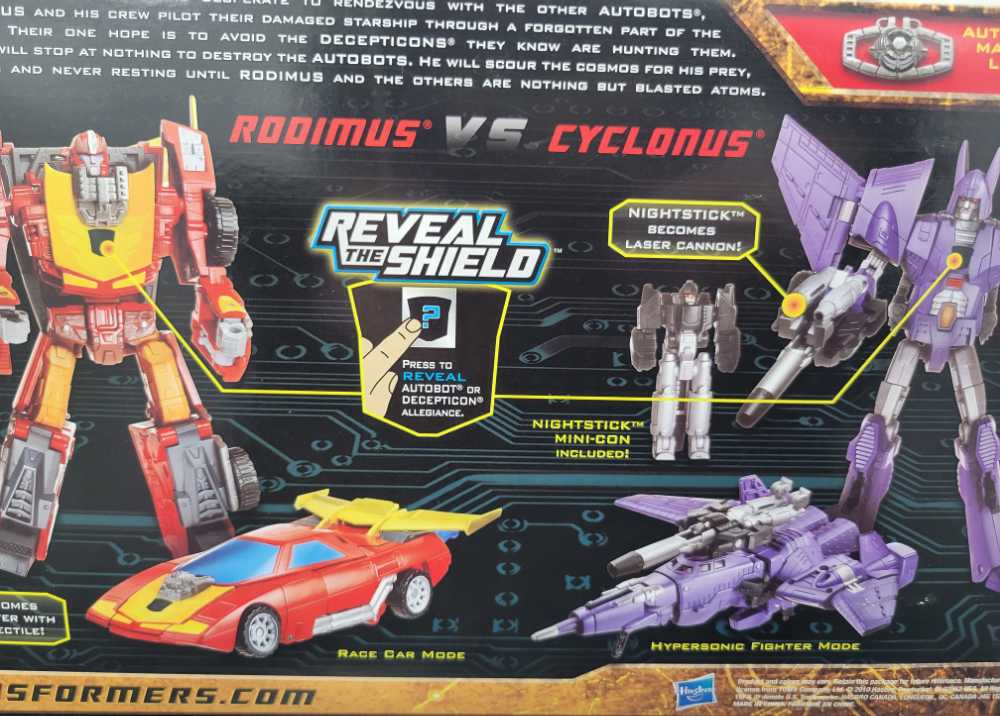 Cyclonus Rodimus Battle In Space - Hasbro (Reveal The Shield) action figure collectible - Main Image 4