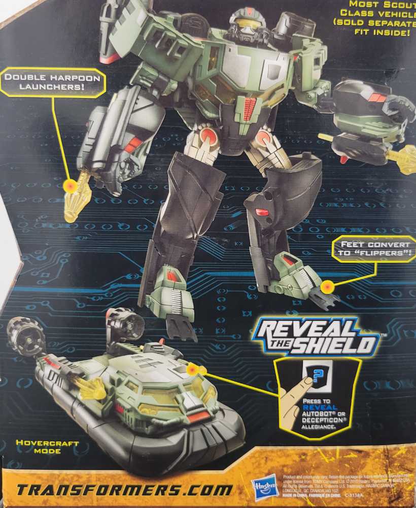 Deep Dive - Hasbro (Reveal The Shield) action figure collectible - Main Image 3