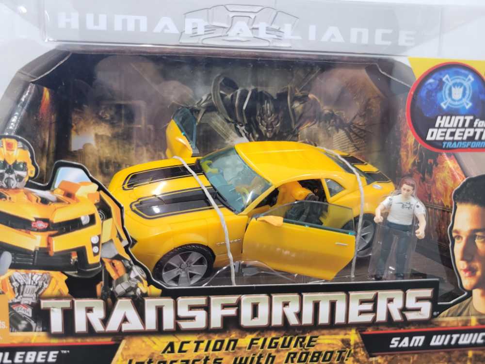 Bumblebee With Sam Witwicky Human Alliance - Hasbro (Hunt For The Decepticons) action figure collectible - Main Image 2