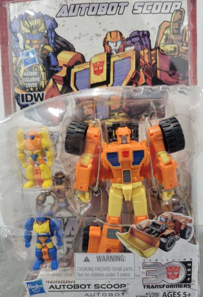 Scoop With Caliburst And Holepunch Carded - Hasbro (Generations) action figure collectible - Main Image 2