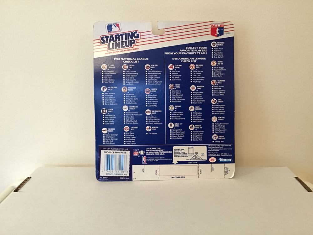 Roger Clemens - Kenner action figure collectible - Main Image 2