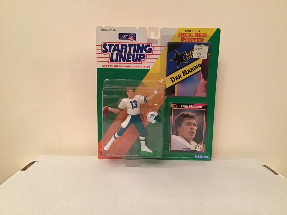 Dan Marino - Kenner action figure collectible - Main Image 1