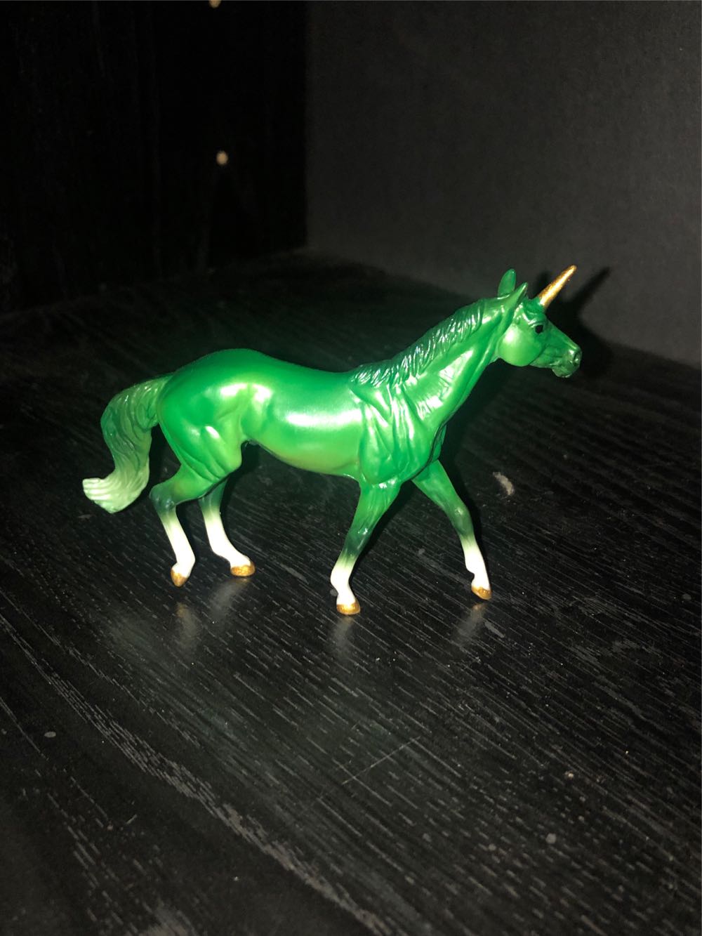 Walking Thoroughbred - Breyer Animal Creations action figure collectible - Main Image 2