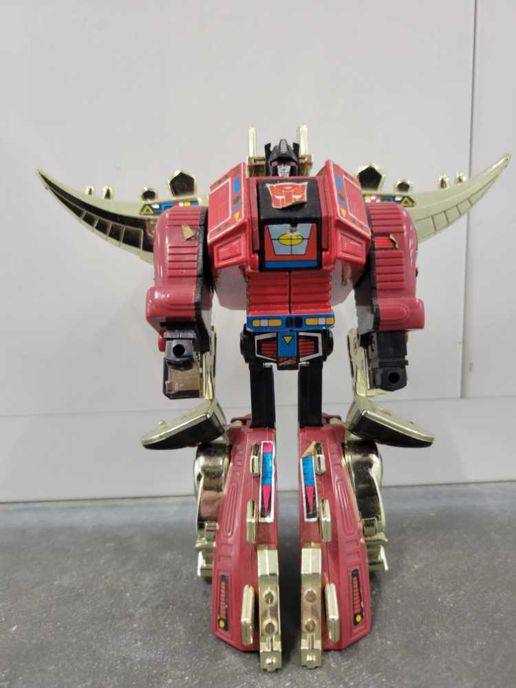 Snarl (Red) - Hasbro (Generation 2) action figure collectible - Main Image 2