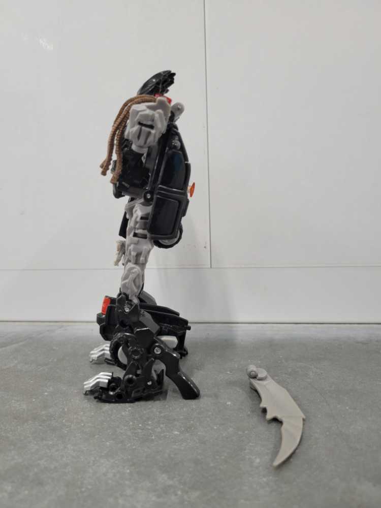 Crankcase (broken) Project Missing - Hasbro (Dark Of The Moon) action figure collectible - Main Image 3