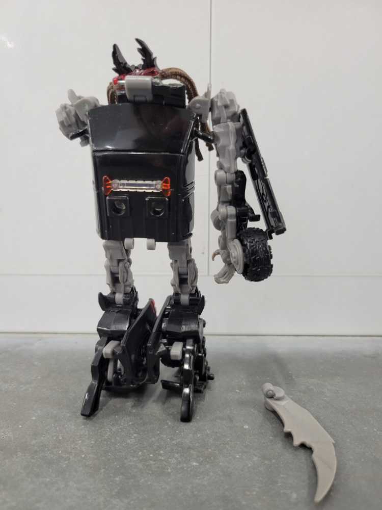 Crankcase (broken) Project Missing - Hasbro (Dark Of The Moon) action figure collectible - Main Image 4