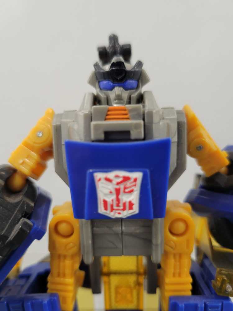 Nightbeat With Sideswipe Side Swipe - Hasbro (Armada) action figure collectible - Main Image 2