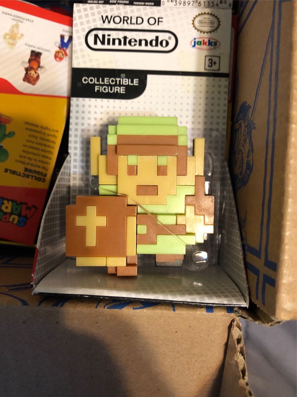 8 Bit Link  action figure collectible [Barcode 039897997988] - Main Image 2