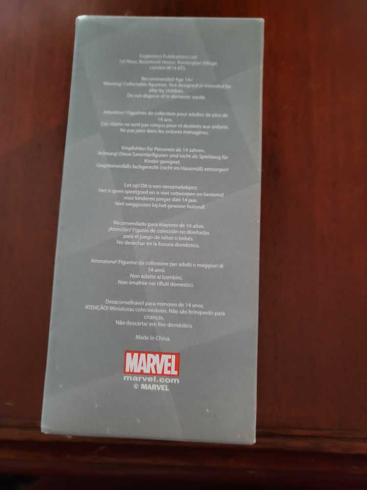 Hawkeye  action figure collectible - Main Image 2