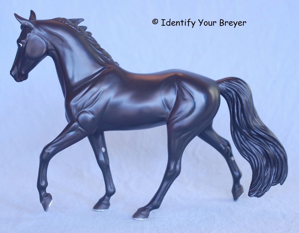 Elvis Presley: Bear - Breyer action figure collectible - Main Image 2