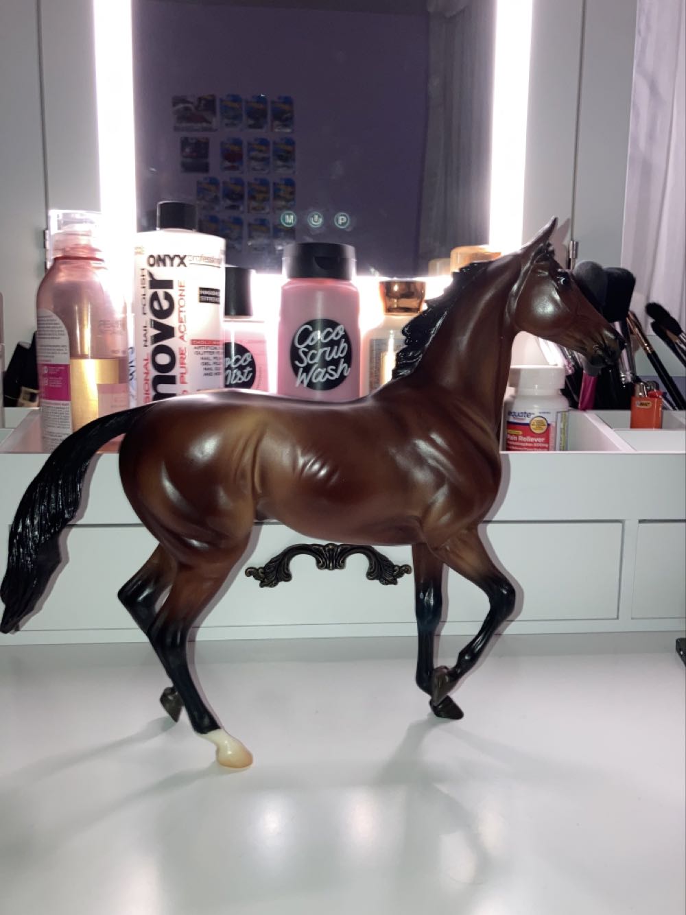 Tiz The Law - Breyer action figure collectible - Main Image 2