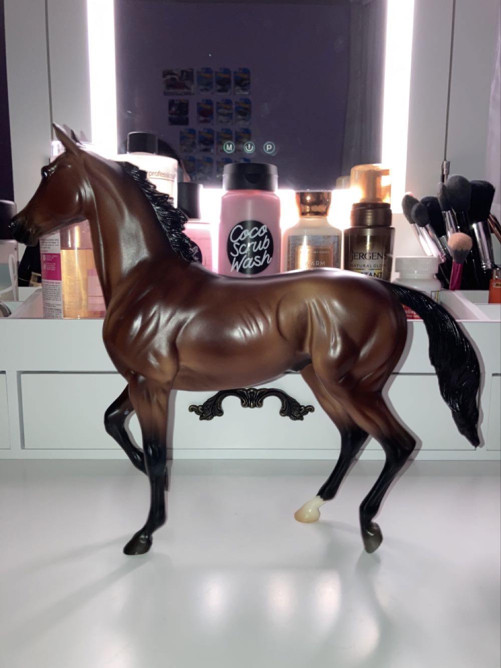 Tiz The Law - Breyer action figure collectible - Main Image 3