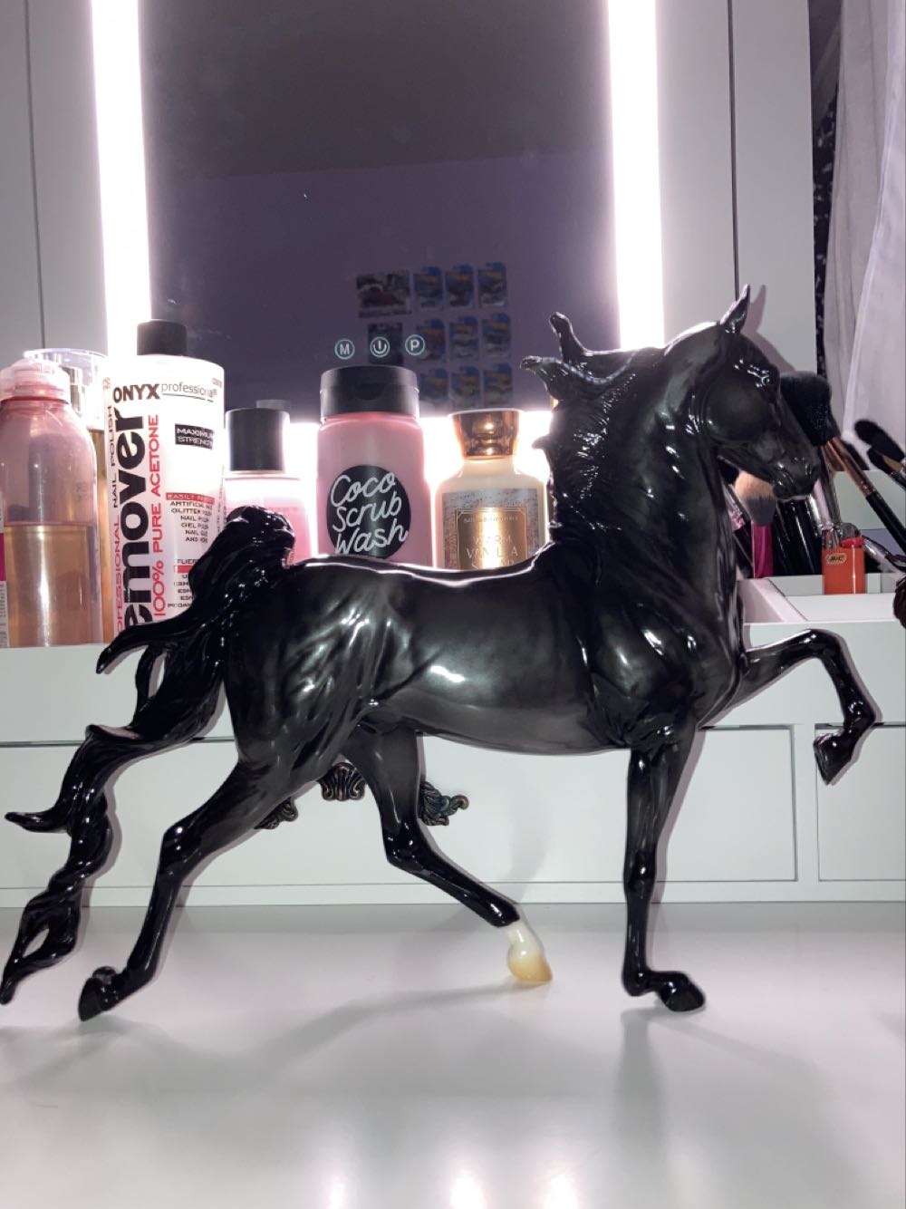 Lafayatte - Breyer action figure collectible - Main Image 3