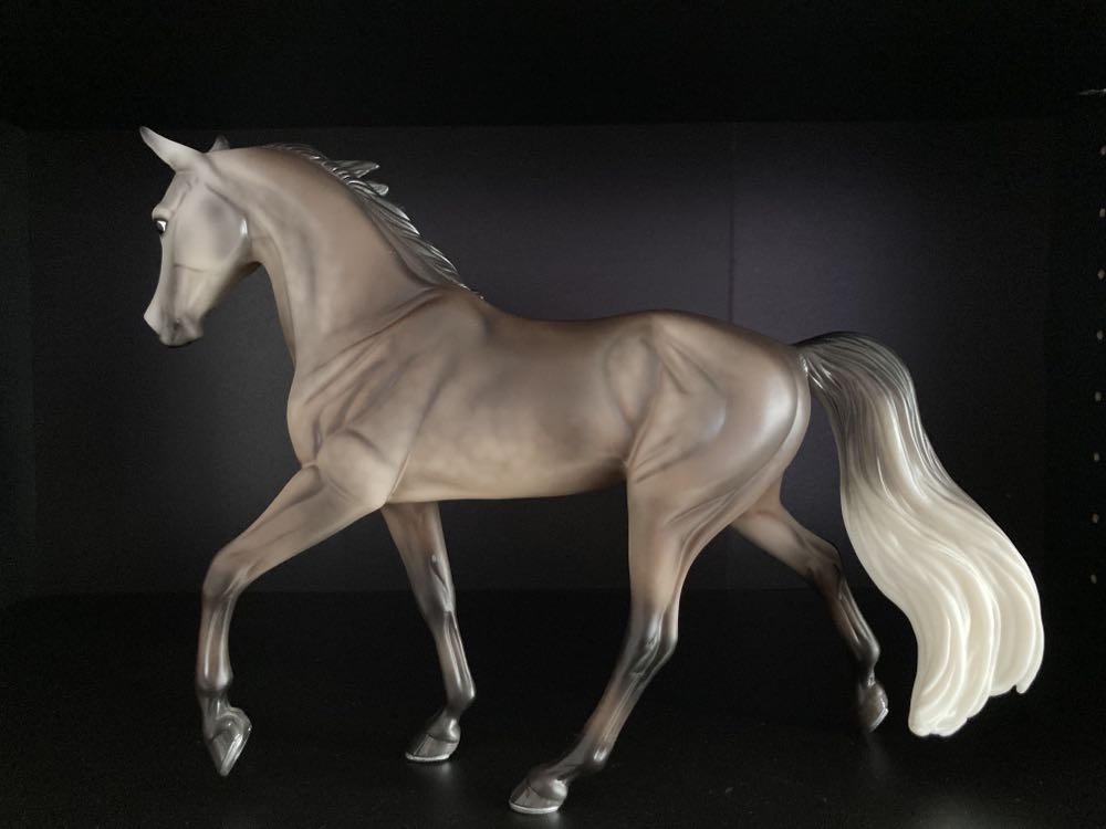 Bluegrass Bandit - Breyer action figure collectible - Main Image 3