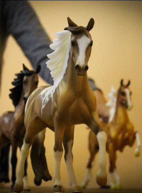 Champagne Wishes - Breyer (Breyer) action figure collectible - Main Image 4