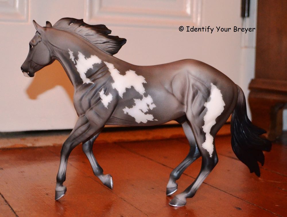 Platinum Star - Breyer action figure collectible - Main Image 2