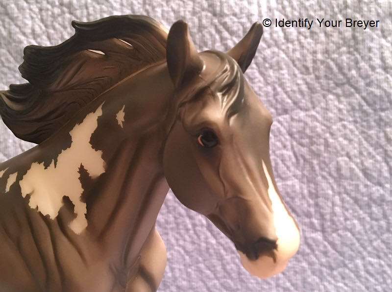 Platinum Star - Breyer action figure collectible - Main Image 3