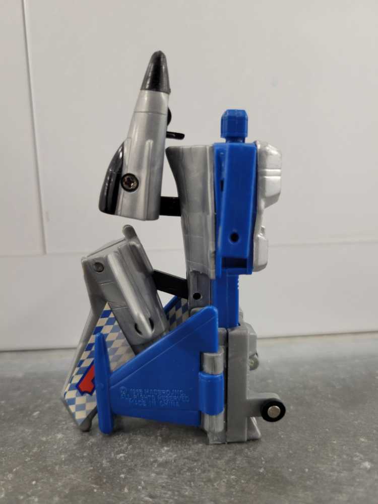 Skydive Skydive Superion Aerialbot  - Hasbro (Generation 2) action figure collectible - Main Image 3