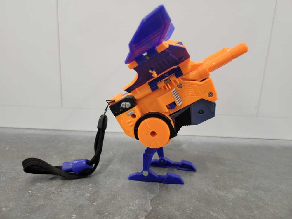 Laserbeak - Hasbro (Armada) action figure collectible - Main Image 4