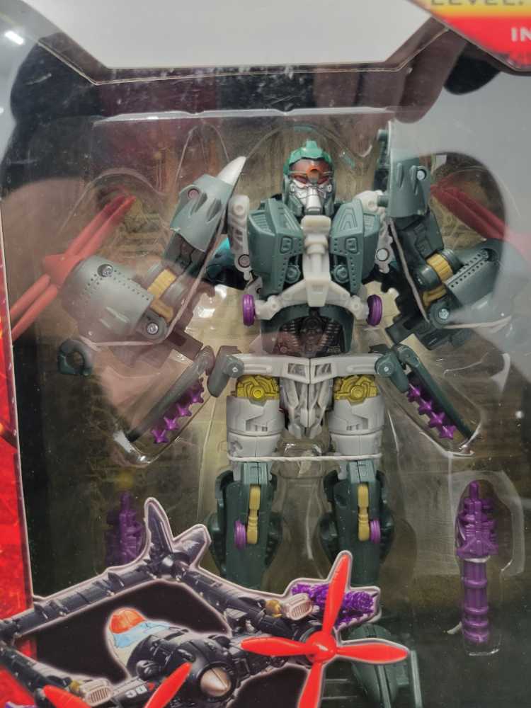 Powerdive Toys"R"Us  - Hasbro (Generations GDO) action figure collectible - Main Image 2