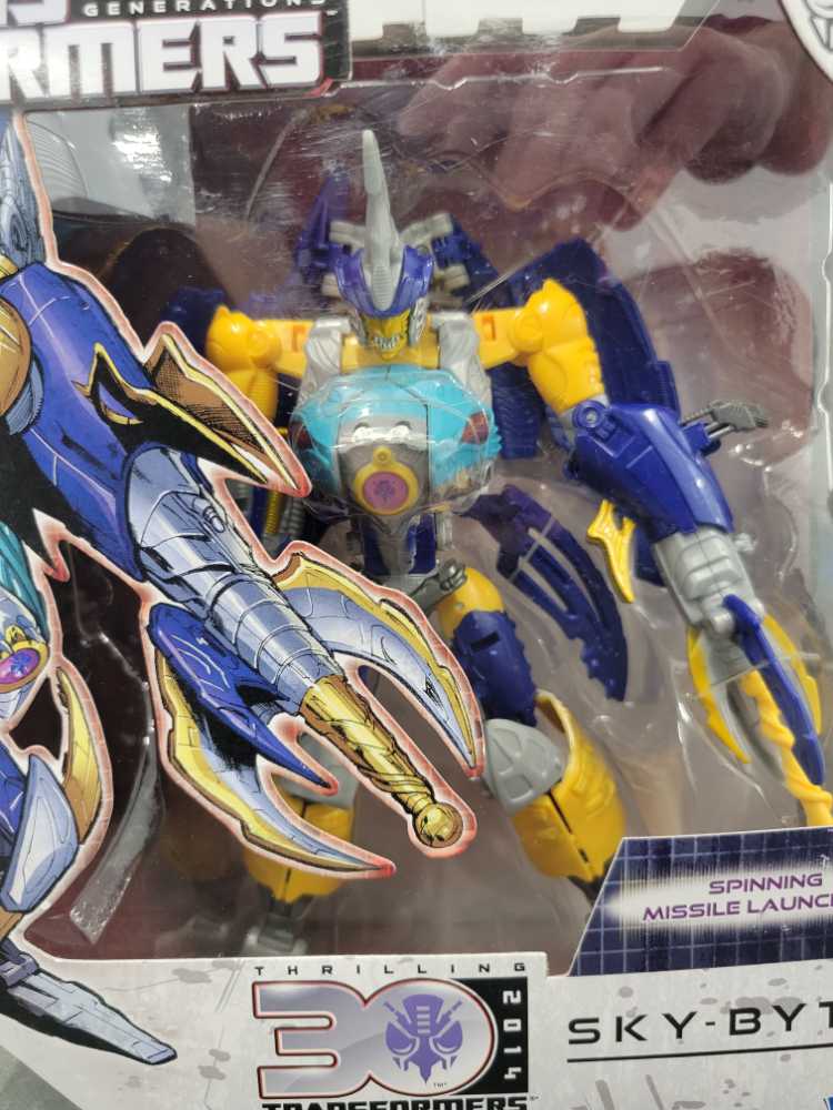 Sky Byte Sky-Byte Skybyte Boxed - Hasbro (Generations) action figure collectible - Main Image 2